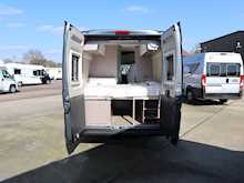 Burstner Eliseo 2021 C641 Elevating roof8