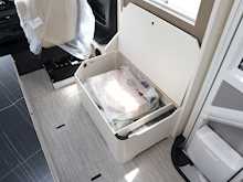 Burstner Elegance 2021 I 920 G24