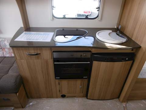 Bailey Pursuit Platinum Edition 550'4 - U1058