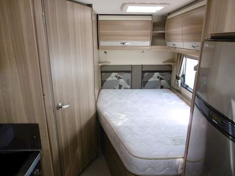 Bessacarr E562 E562 - U1060