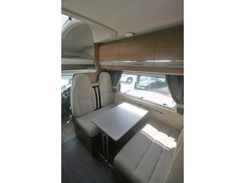 Autotrail Apache 700 S-E - U1093