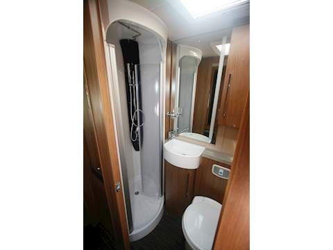 Autotrail Apache 700 S-E - U1093