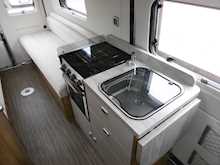 Autotrail V Line 2017 610 SE10