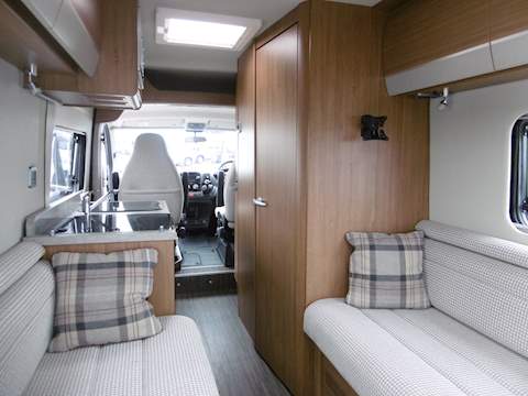 Autotrail V Line 610 SE - U1119