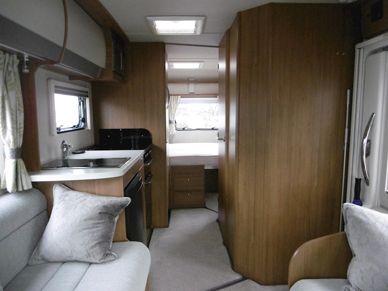 Autotrail Imala 2018 732 Lo-Line - Large 7