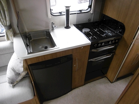 Autotrail Imala 2018 732 Lo-Line - Large 12