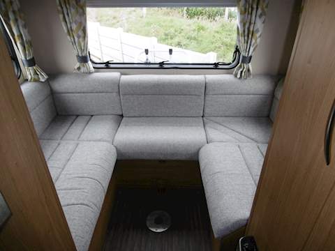 Autotrail Tribute T-736 Hi-Line - U1170