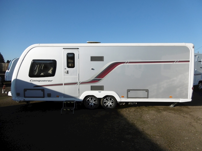 Swift Conqueror 2011 645 - Large 5