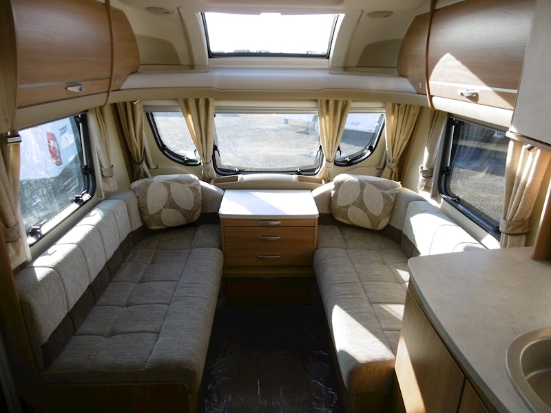 Swift Conqueror 2011 645 - Large 6