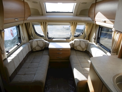 Swift Conqueror 2011 645 - Large 6