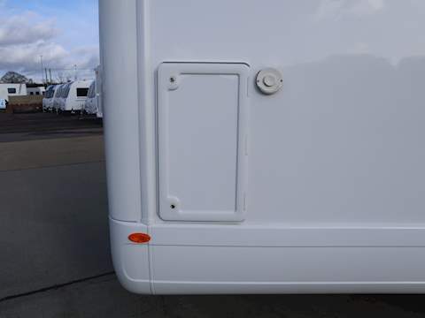 Autotrail Tracker LB Lo-Line - U1250