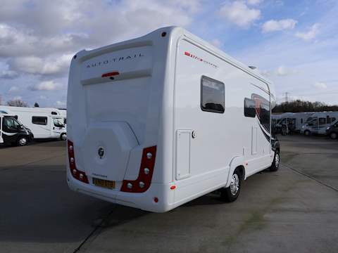 Autotrail Tracker LB Lo-Line - U1250