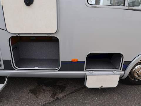 Mercedes Frankia QD - U1256