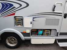 Mercedes Frankia 2006 QD5