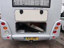 Mercedes Frankia 2006 QD8