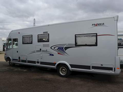 Mercedes Frankia QD - U1256