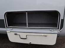 Mercedes Frankia 2006 QD11