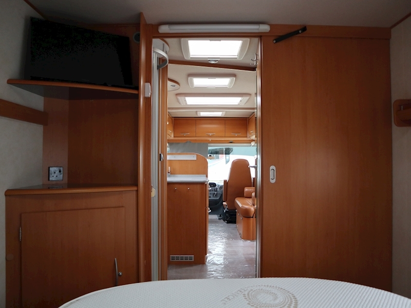 Mercedes Frankia 2006 QD - Large 35