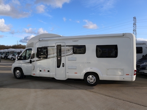 Swift Bessacarr 2016 496 - Large 7