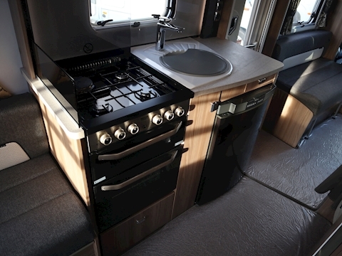 Swift Bessacarr 2016 496 - Large 21
