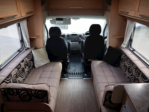 Elddis Autoquest 2011 155 - Large 11