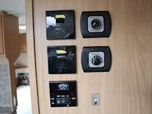 Elddis Autoquest 2011 15524