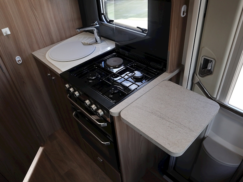 Swift Esprit 2015 424 - Large 23