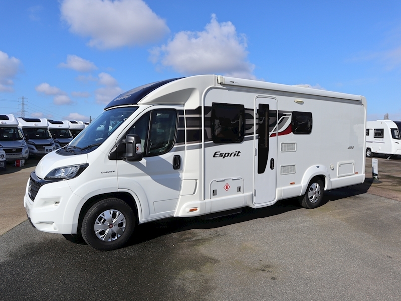 Swift Esprit 2015 494 - Large 3