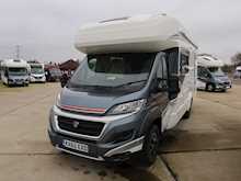 Autotrail Frontier 2016 Navajo0