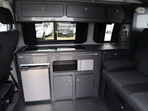 Volkswagen Camper King T6 - U1282