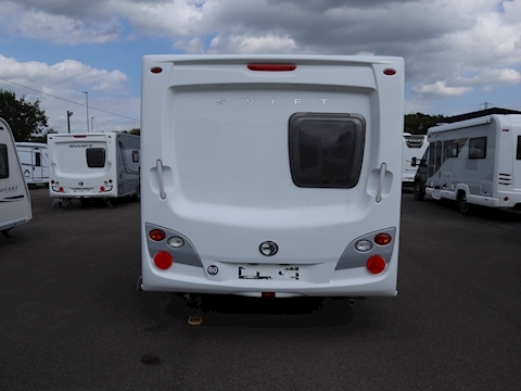 Swift Conqueror 2009 480 - Large 4