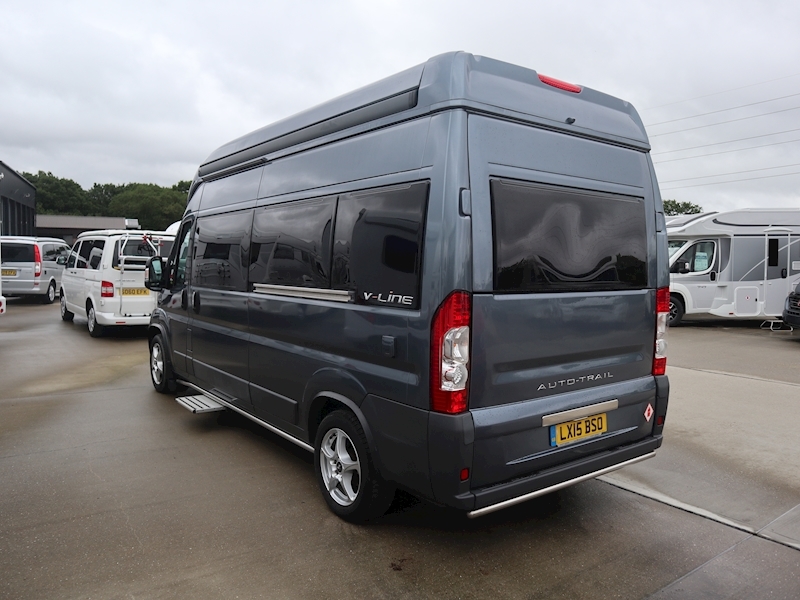 Autotrail V-Line 2015 620 - Large 7