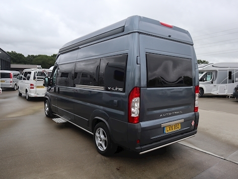Autotrail V-Line 2015 620 - Large 7