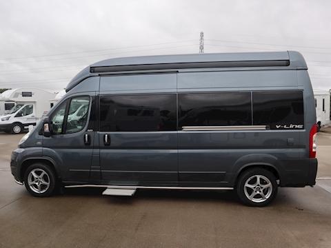 Autotrail V-Line 2015 620 - Large 8