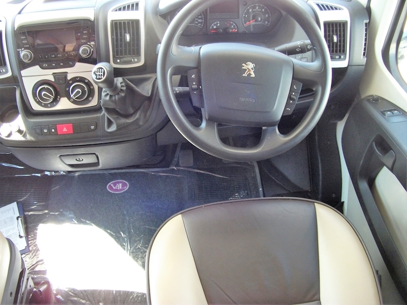 Elddis Autoquest 2015 180 - Large 4