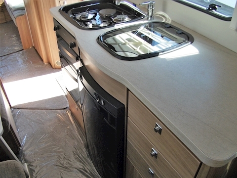 Elddis Autoquest 2015 180 - Large 8