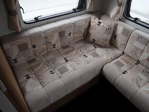 Elddis Majestic 180 - U1304
