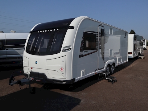 Coachman VIP 2018 675 - Large 0
