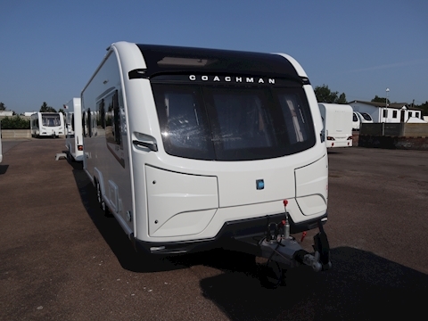 Coachman VIP 2018 675 - Large 1