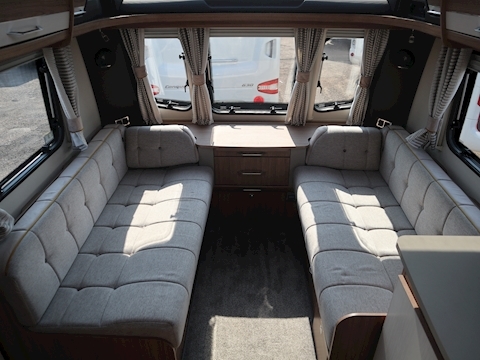 Coachman VIP 2018 675 - Large 8