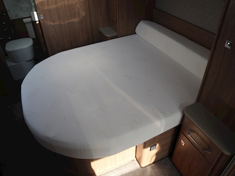 Coachman VIP 2018 675 - Large 18