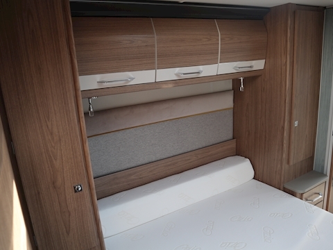 Coachman VIP 2018 675 - Large 19