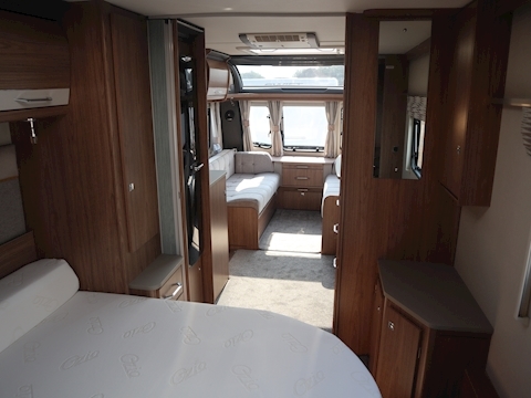 Coachman VIP 2018 675 - Large 22