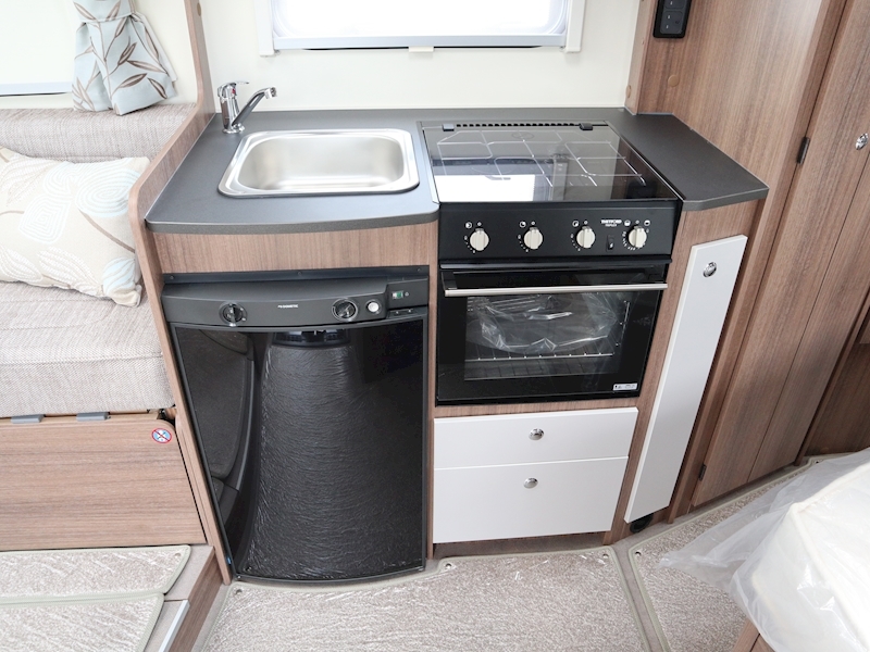 Bailey Advance II 2018 762 - Large 16