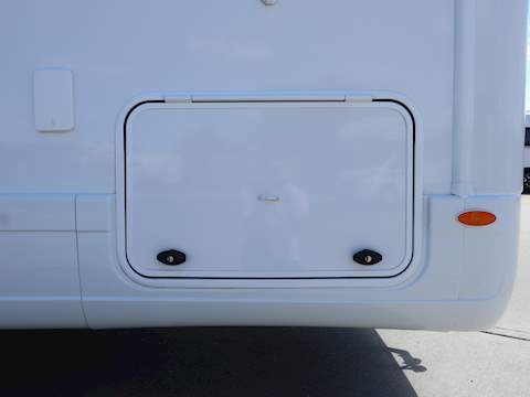 Autotrail Apache 700 Hi-Line - U1331