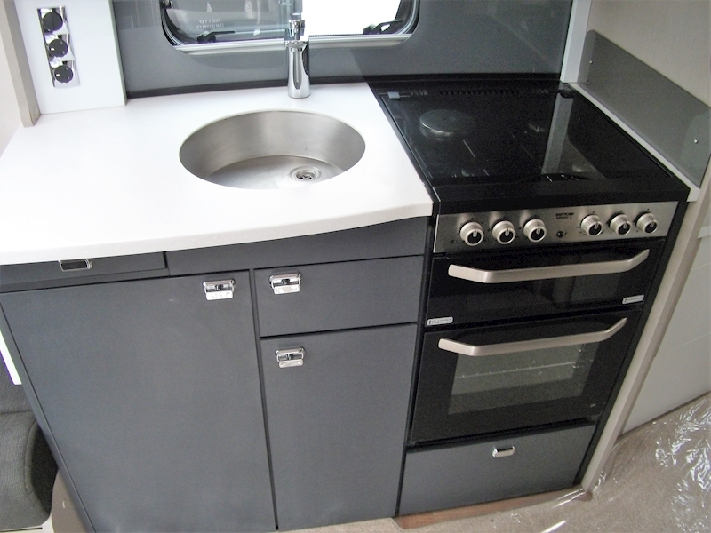 Sterling Continental 2015 645 - Large 8