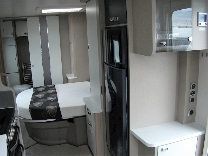 Sterling Continental 2015 645 - Large 9