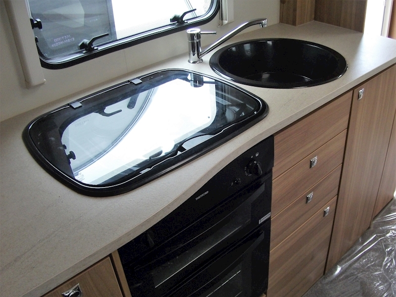 Elddis Avante 2014 636 - Large 13