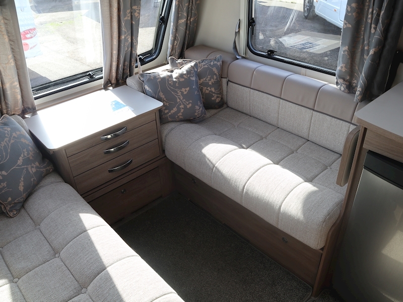 Compass Casita 2017 550 - Large 8