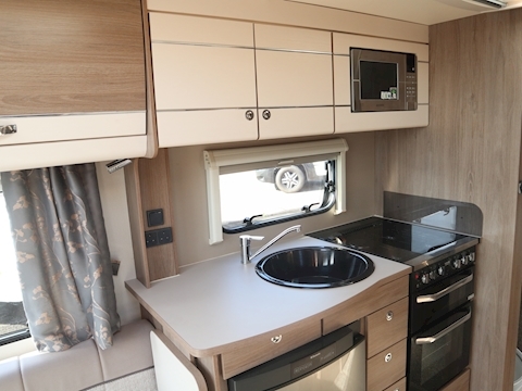 Compass Casita 2017 550 - Large 10